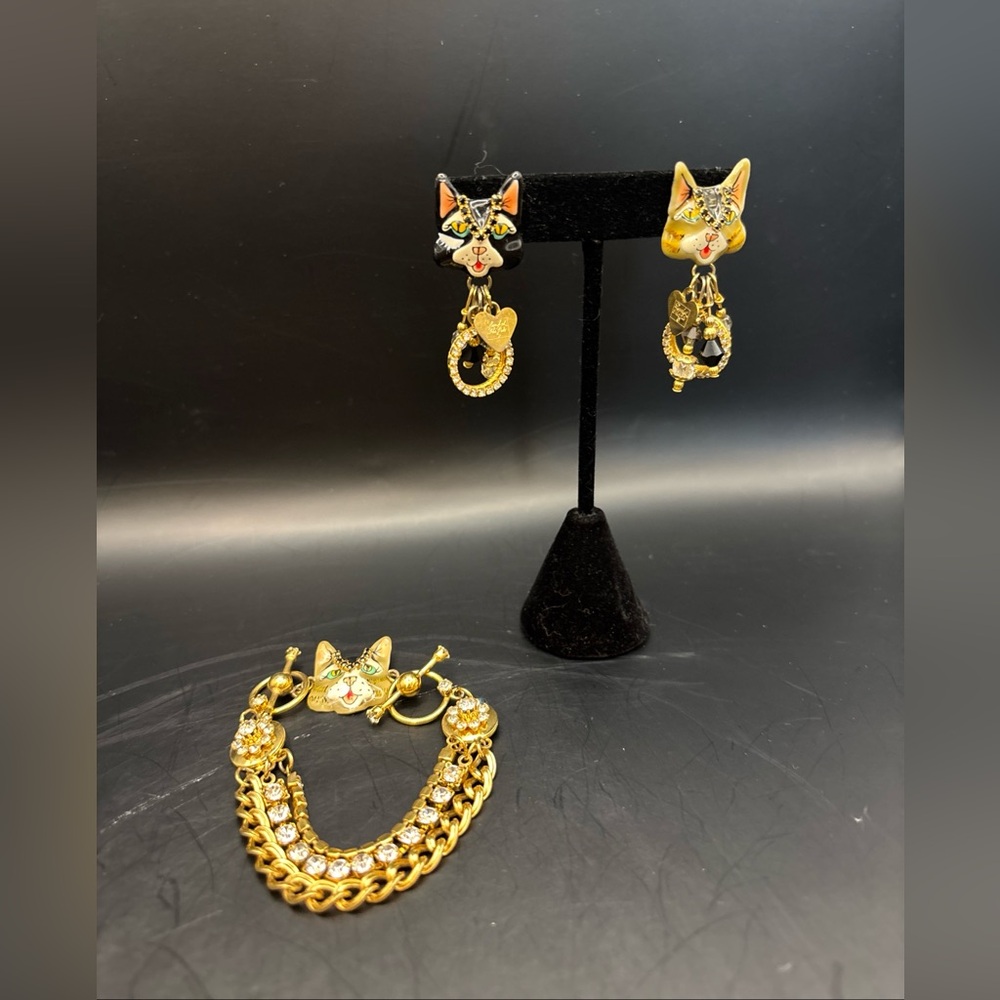 Vintage Lunch at the Ritz Gold Cat Head Earrings and Bracelet Set HTF